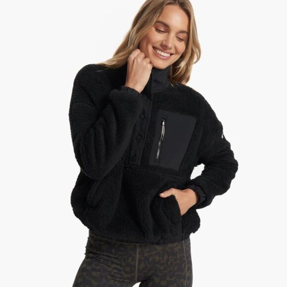 Vuori Cozy Sherpa Popover in Black Size Large - Picture 14 of 16